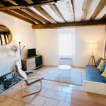 Appartamento Fontainebleau Rue Grande - Chez Alexis Esterno foto